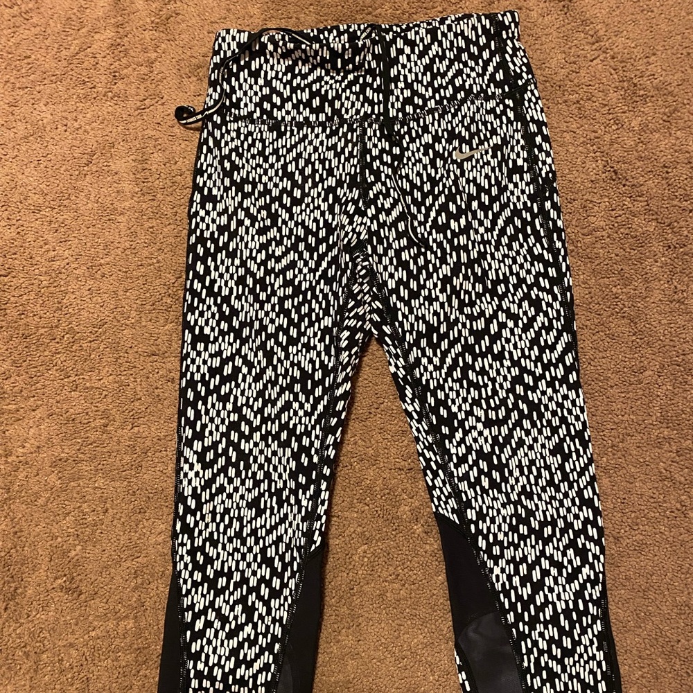 Nike Capri Leggings